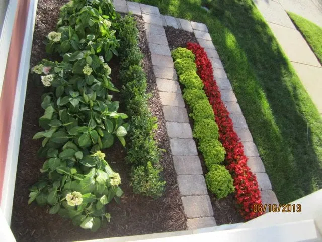 Expert outdoor landscaping experts serving Dearborn Heights, MI - Eager Beaver Lawn & Snow