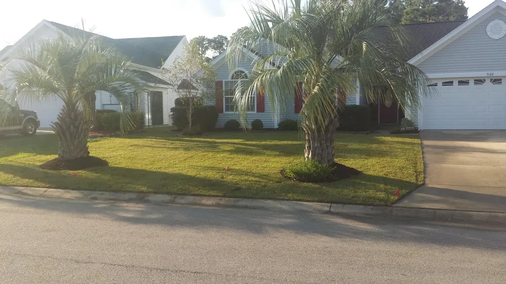 Expert garden landscaping experts serving Myrtle Beach, SC - Eagle Brothers Landscaping