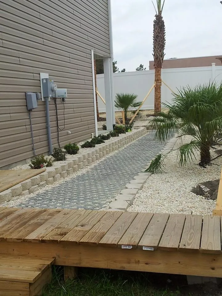 Top-rated yard cleanup service for beautiful yards in Myrtle Beach, SC by Eagle Brothers Landscaping