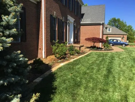 Expert yard maintenance in Cincinnati, OH by Eagle Creek Landscape & Design