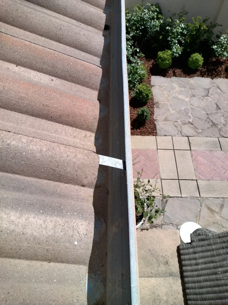 Custom garden landscaping in Sacramento, CA - Eagle Eye Gutters