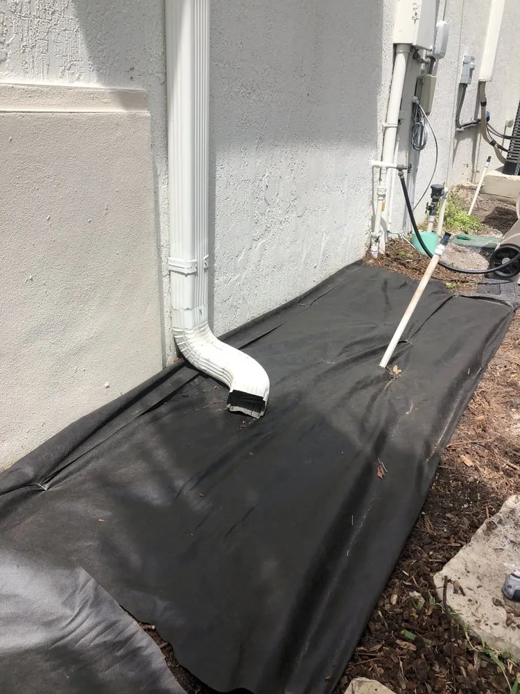 Affordable lawn mowing service experts serving North Miami, FL - Eagle Eye Landscaping