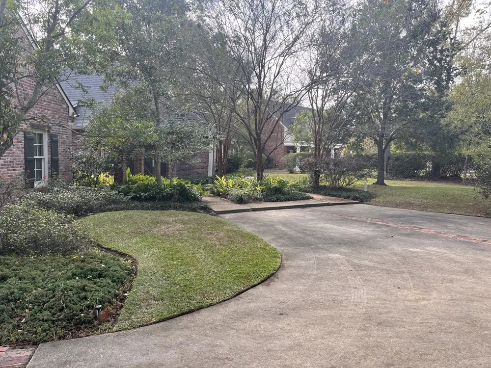 Top-rated landscape installation in Baton Rouge, LA by Eagle Eye Lawn Care