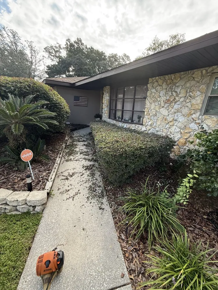 Local residential landscaping for year-round maintenance across Ocala, FL - Eagle Greens Land Services