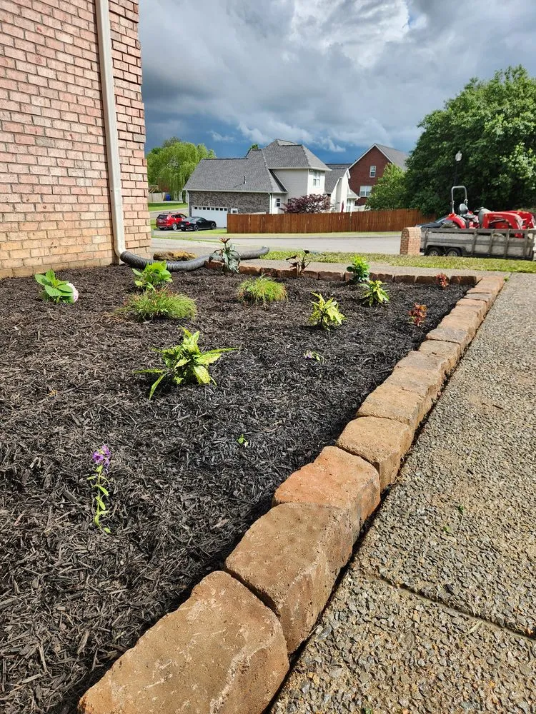 Expert outdoor landscaping for homes across Cottontown, TN - Eagle Landscape