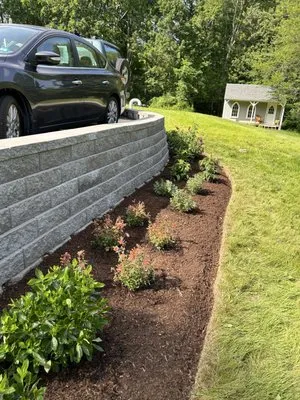 Eagle Landscaping & Hardscaping Logo