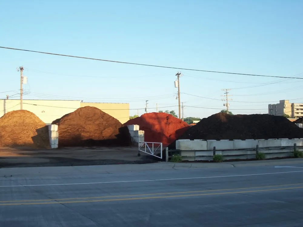 Local outdoor landscaping in Southfield, MI - Eagle Landscaping & Supply