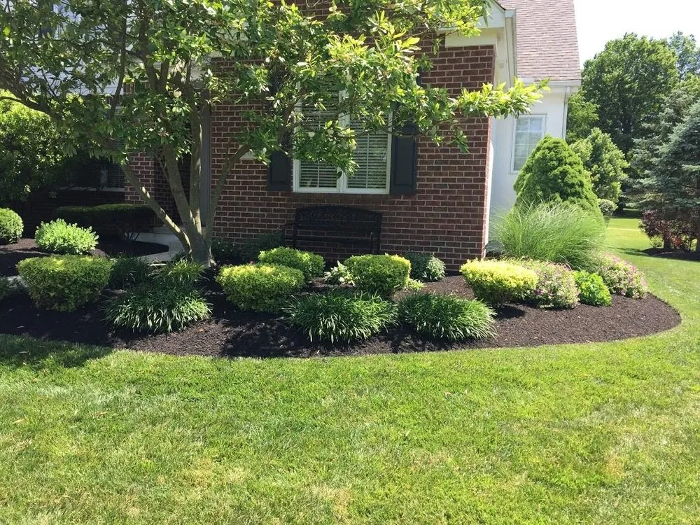 Top-rated lawn mowing service in Columbus, OH by Eagle Landscaping