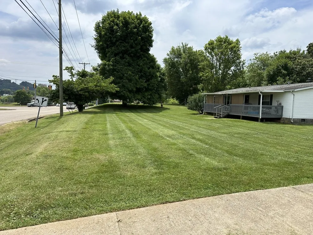 Professional residential landscaping experts serving Corryton, TN - Eagle Landscaping