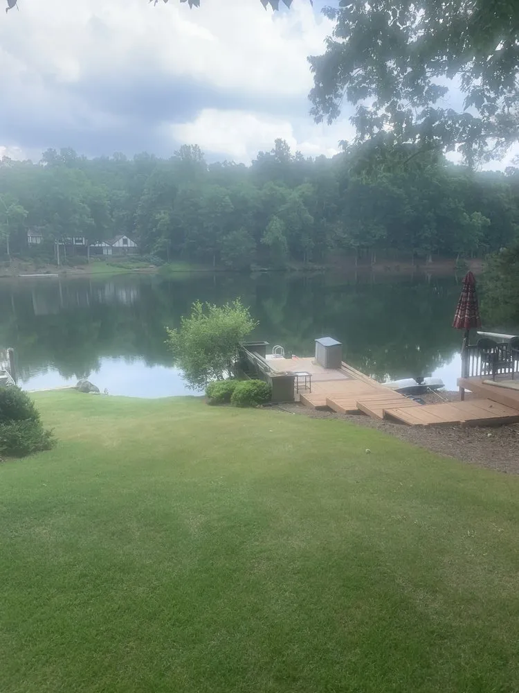 Professional yard maintenance for beautiful yards across Dawsonville, GA - Eagle landscaping