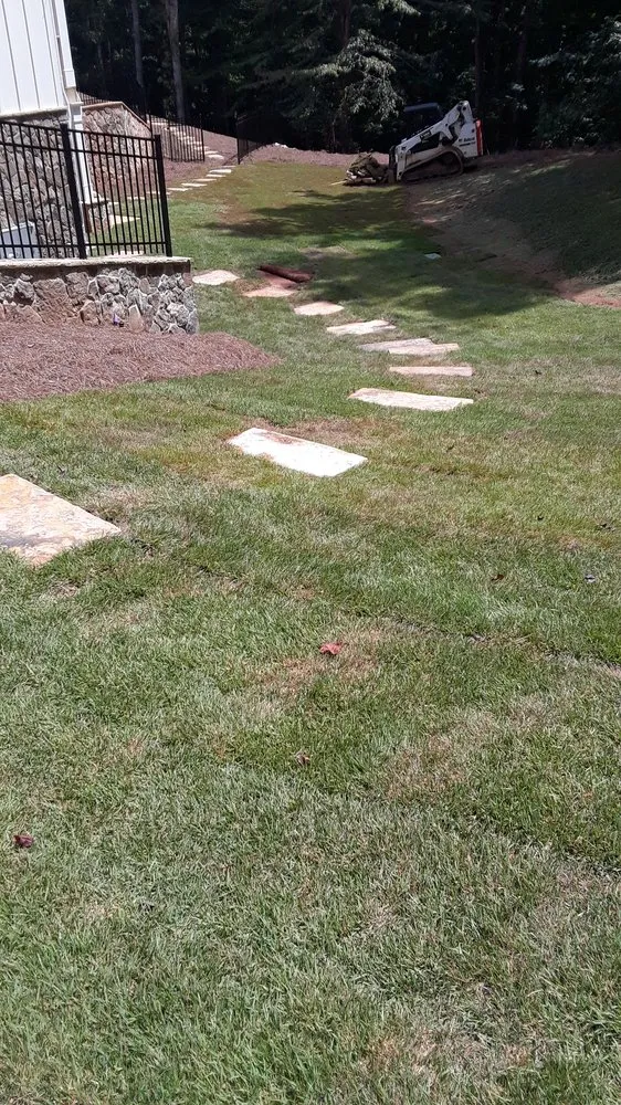 Local lawn mowing service experts serving Dawsonville, GA - Eagle landscaping