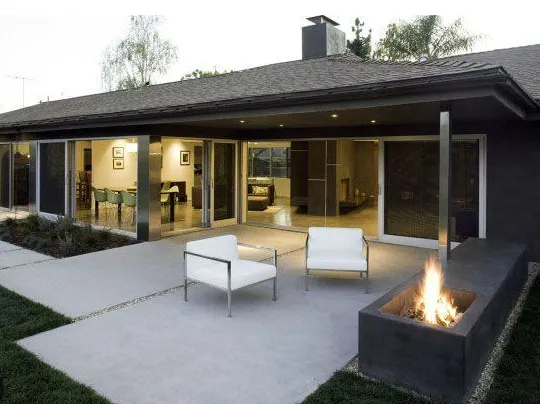 Professional outdoor landscaping experts serving Seattle, WA - Eagle Rock Landscaping