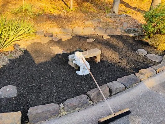 Eagle stone & landscaping Logo