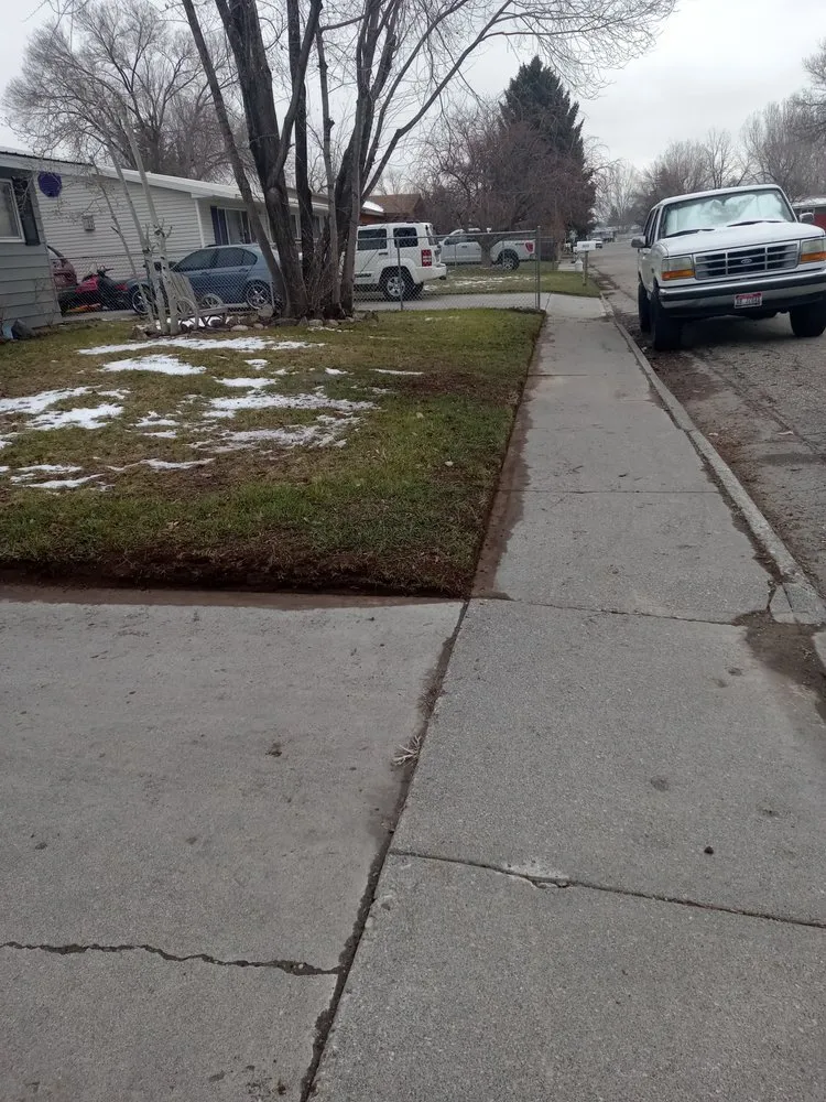 Expert yard cleanup service in Ammon, ID - Eagles Landscaping And Snow Removal