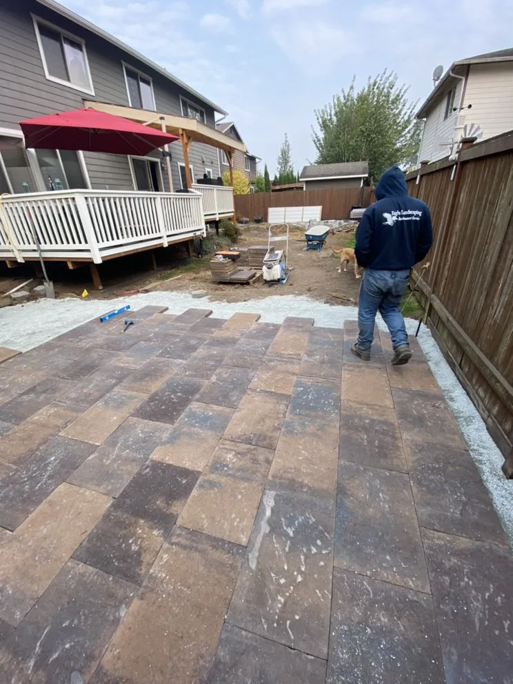 Custom landscape installation for year-round maintenance in Arlington, WA by Eagles Landscaping