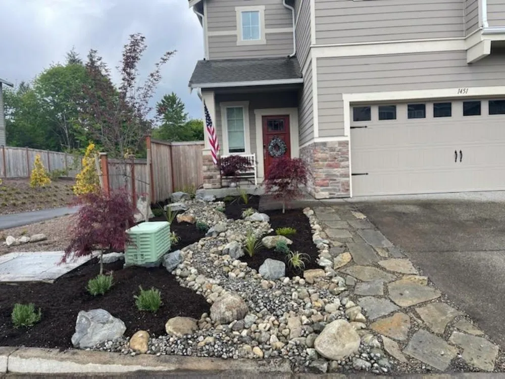 Affordable landscape installation in Everett, WA - Eagles Wings Mowing And Maintenance