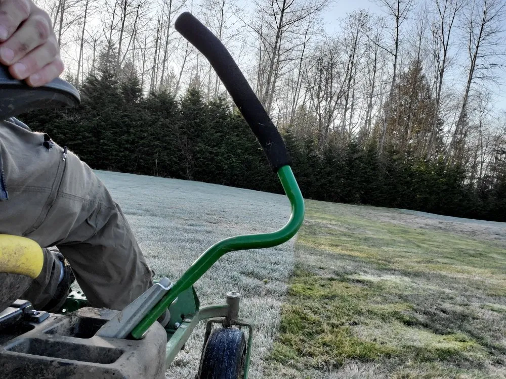 Trusted lawn care service experts serving Everett, WA - Eagles Wings Mowing And Maintenance