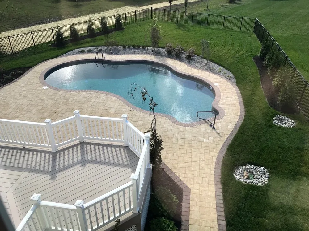 Reliable lawn care service experts serving Elk, NJ - Eaise Design & Landscaping