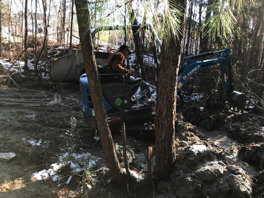 Custom yard maintenance experts serving Atlanta, GA - EAM Landscaping