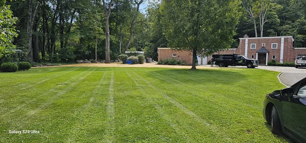 Custom landscaping services for residential properties across Stamford, CT - EAP Landscaping and Maintenance