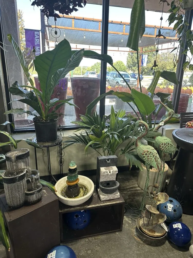 Expert landscape design in Shawnee, KS by Earl May Garden Center