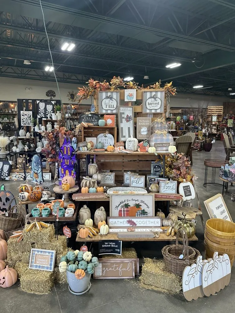 Reliable garden landscaping experts serving Shawnee, KS - Earl May Garden Center