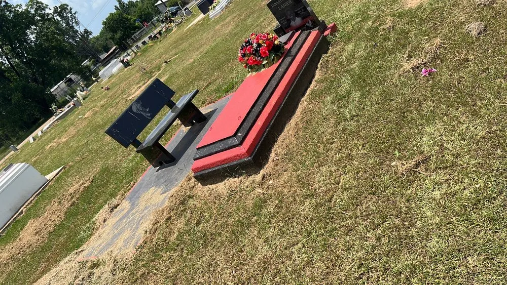 Custom lawn mowing service in Bastrop, LA by Early Bird Lawn & Garden Services