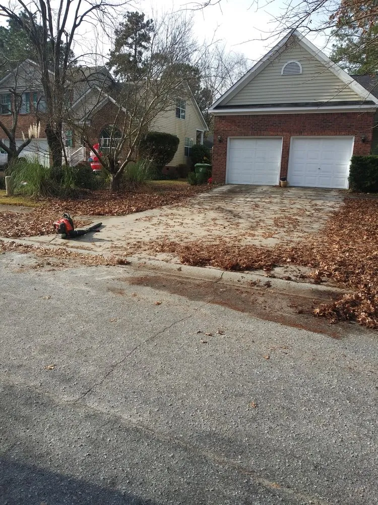 Expert lawn mowing service in West Columbia, SC - Early Bird Lawn Care and Maintenance Services