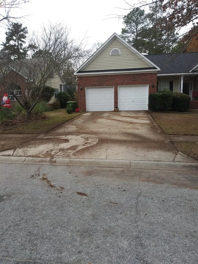 Trusted lawn care service experts serving West Columbia, SC - Early Bird Lawn Care and Maintenance Services