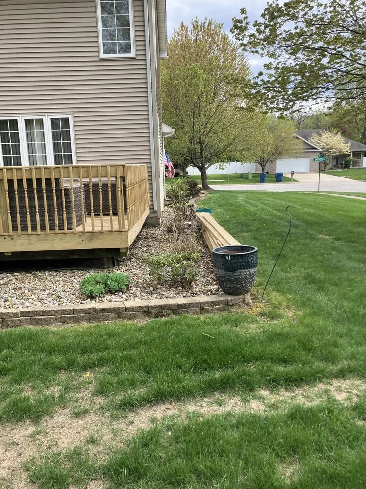 Trusted yard maintenance in Hammond, IN by Early Bird Lawncare and Construction
