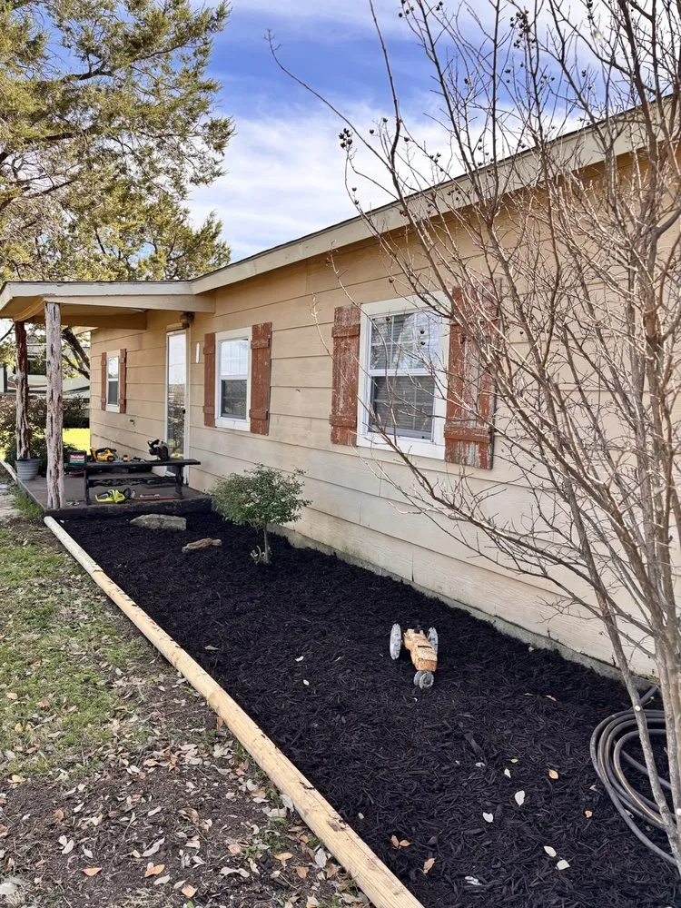 Top-rated outdoor landscaping experts serving Acton, TX - Early Delights Landscaping