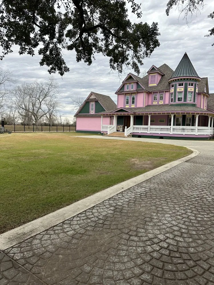 Local outdoor landscaping for homes in Foley, AL by Early Landscaping