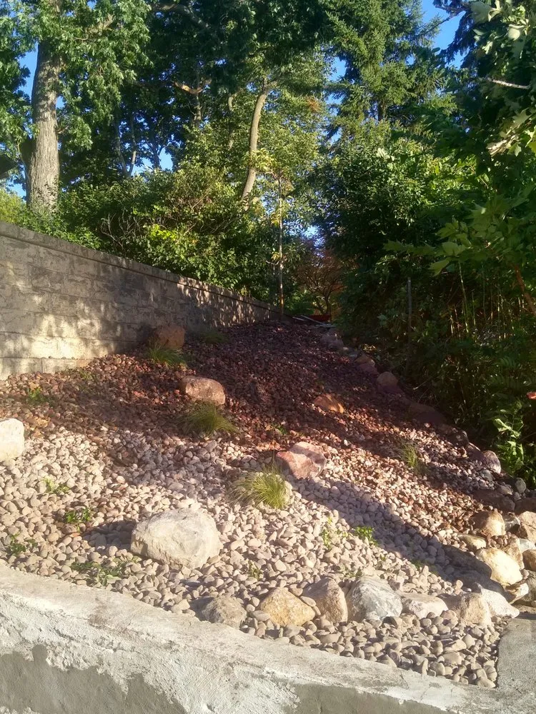 Local yard maintenance in Madison, WI - Early Morning Landscapes