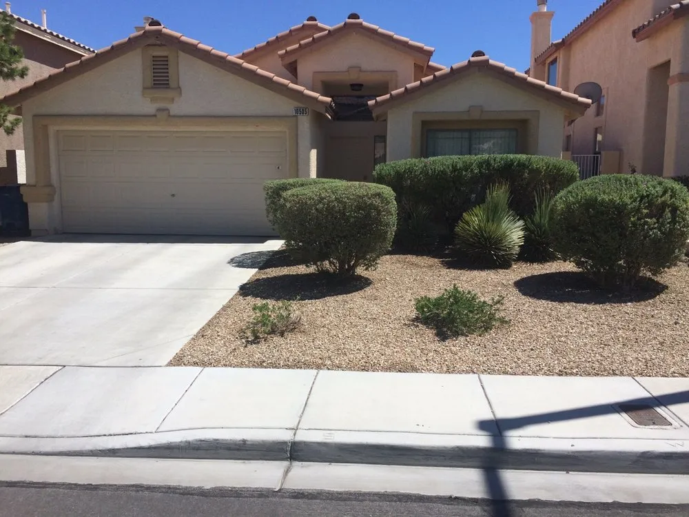 Custom yard cleanup service for residential properties in Las Vegas, NV by Earlybird Landscaping