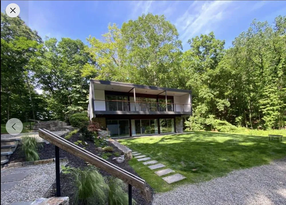 Custom lawn care service for residential properties across Norwalk, CT - EarlyGreen Care Landscaping