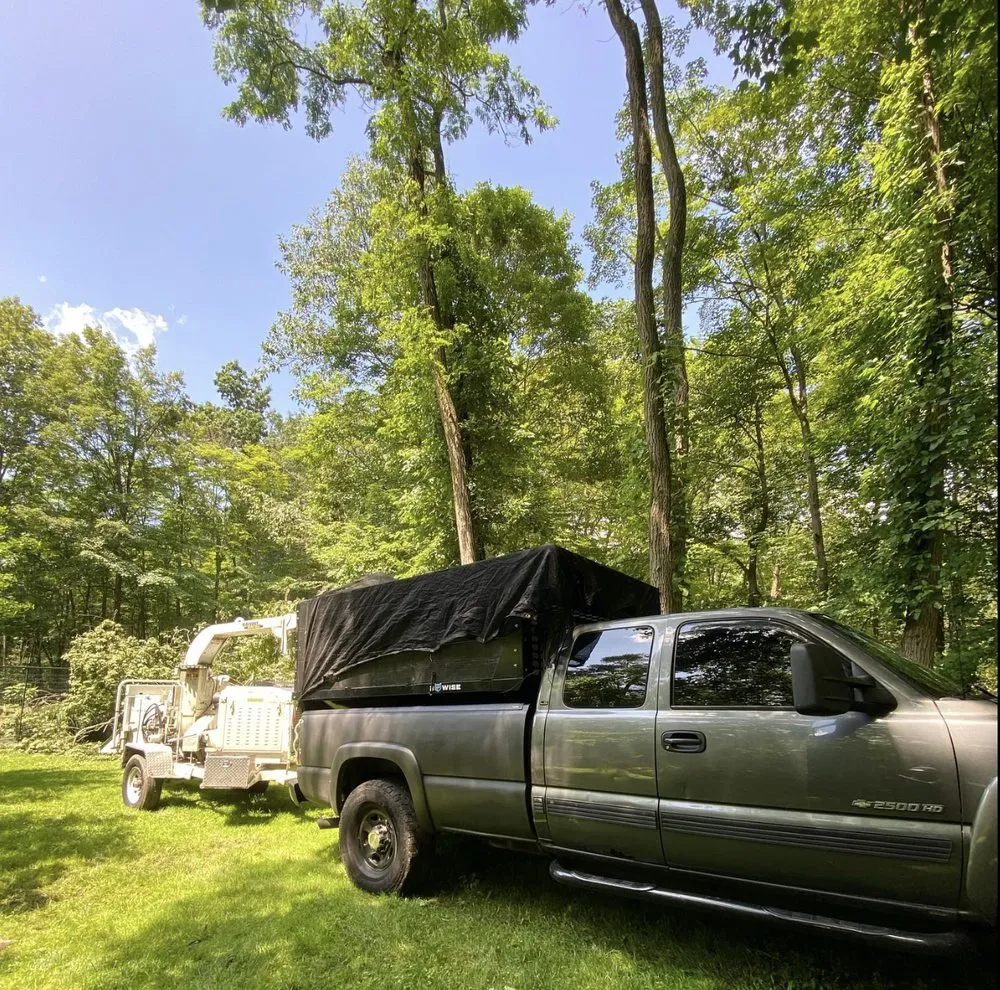 Expert lawn mowing service experts serving Norwalk, CT - EarlyGreen Care Landscaping