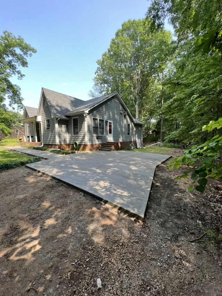 Trusted lawn care service with custom design across Stanley, NC - Earnhardt Landscaping & Hardscapes