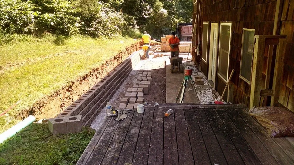 Trusted landscaping services experts serving Lavalette, WV - Earp Construction & Excavating Company