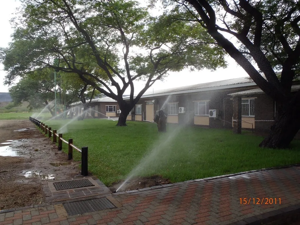 Top-rated yard cleanup service in Westlake Village, CA by Earth & Oak Engineering