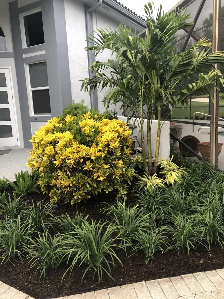 Custom residential landscaping for homes in Boca Raton, FL by Earth & Turf Landscape