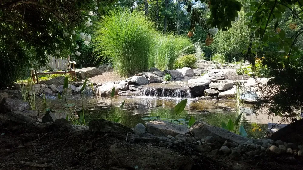 Custom yard maintenance in Lincoln, RI by Earth and Water