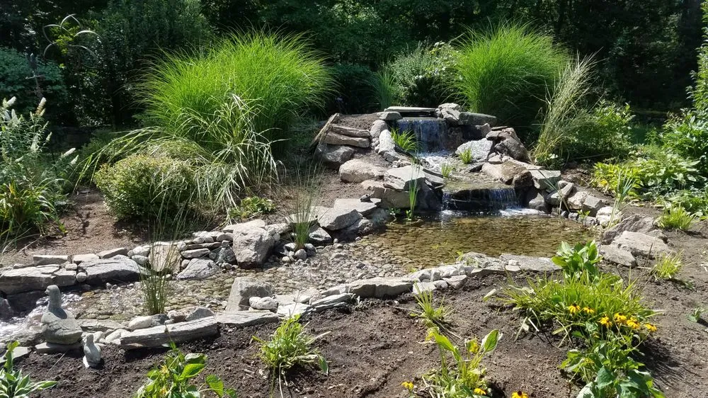 Top-rated residential landscaping in Lincoln, RI by Earth and Water