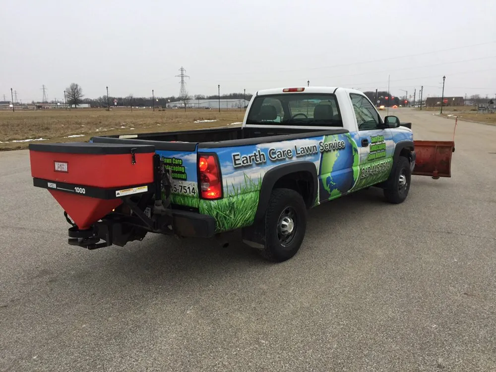 Affordable yard cleanup service experts serving White Pigeon, MI - Earth Care Lawn Service