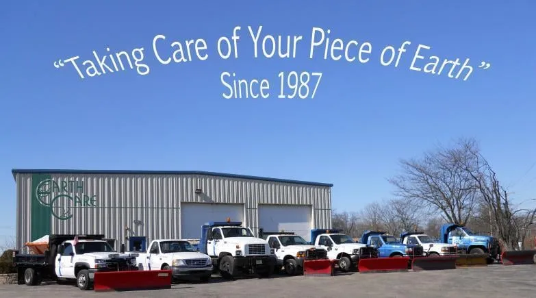 Reliable yard maintenance in West Chicago, IL - Earth Care