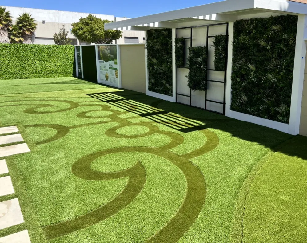 Expert landscape installation experts serving Los Angeles, CA - Earth Design