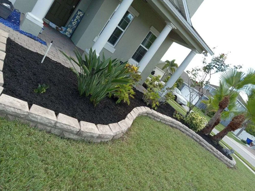 Affordable landscaping services in Palm Bay, FL by Earth Doctor Landscaping & Lawn Care