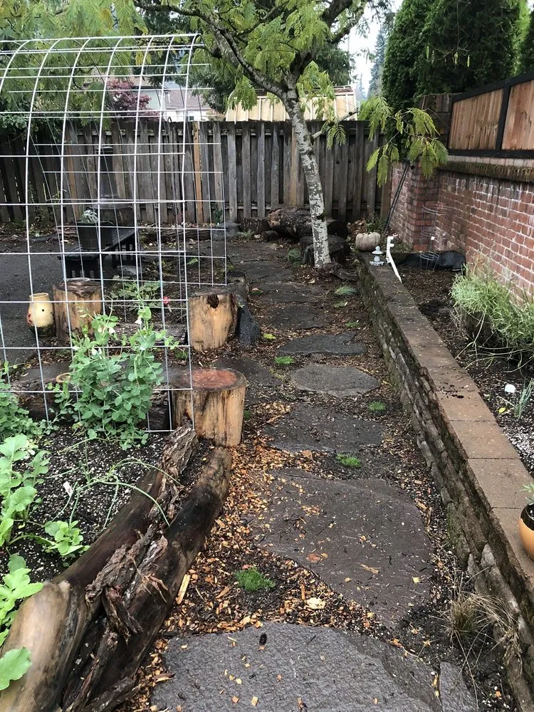 Local residential landscaping in Portland, OR - Earth Ecology