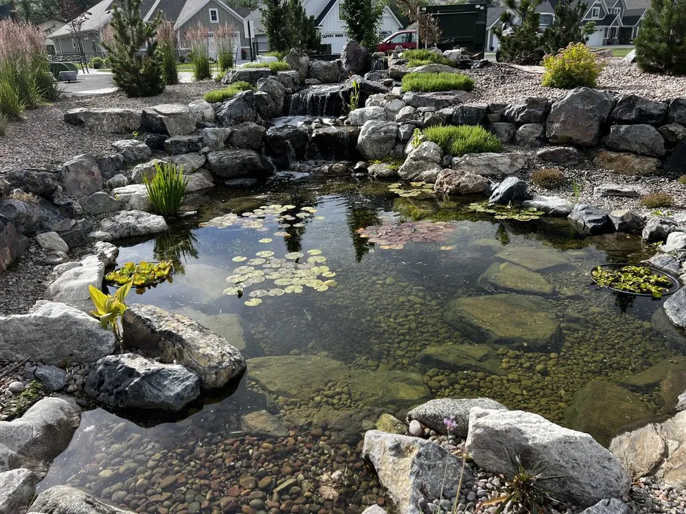 Custom landscaping services experts serving Harrisville, UT - Earth Energy Waterscapes