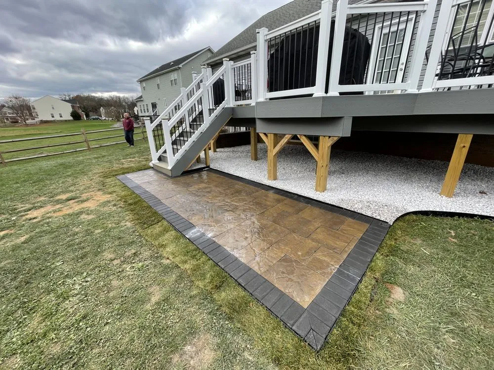 Professional residential landscaping experts serving Charles Town, WV - Earth Grounds Landscaping