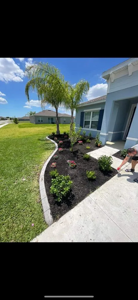Local outdoor landscaping in Sarasota, FL by Earth Growth Green